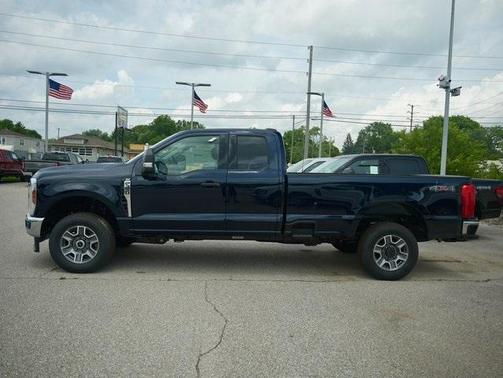 2025 Ford F-350 XLT