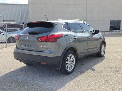 Gun Metallic 2019 Nissan Rogue Sport SV