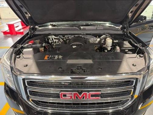 2017 GMC Yukon XL SLE