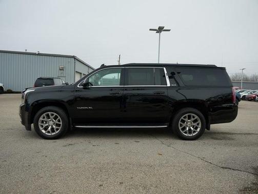 2017 GMC Yukon XL SLE