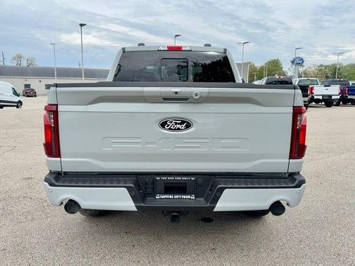 Avalanche 2026 Ford F-150 XLT