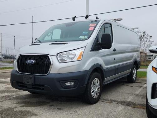 2022 Ford Transit-250 Base