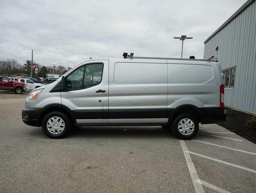 2022 Ford Transit-250 Base