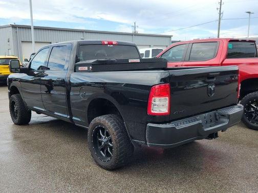 Diamond Black 2024 RAM 3500 Tradesman