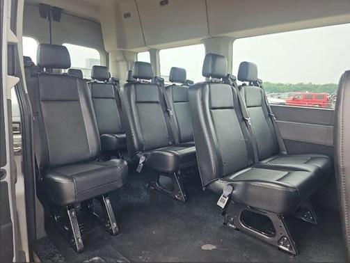 2020 Ford Transit-350 XL