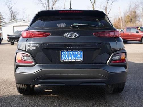 2021 Hyundai KONA SE