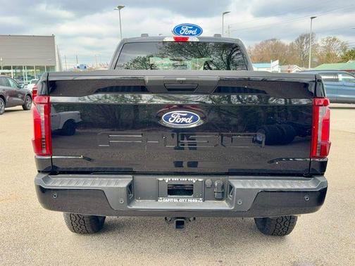 Agate Black Metallic 2026 Ford F-150 XLT