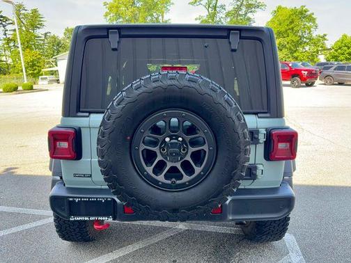 Earl Clearcoat 2023 Jeep Wrangler Rubicon
