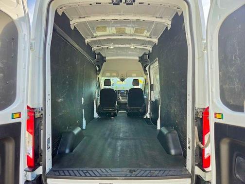White 2024 Ford Transit-250 Base
