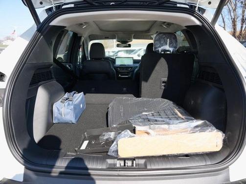 2026 Ford Escape Platinum