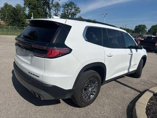 Summit White 2025 GMC Acadia Elevation