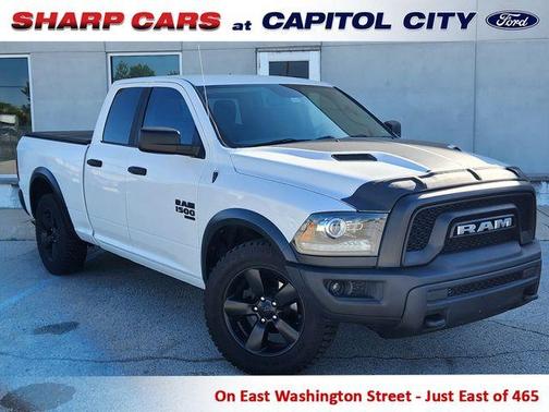Bright White Clearcoat 2020 RAM 1500 Classic SLT