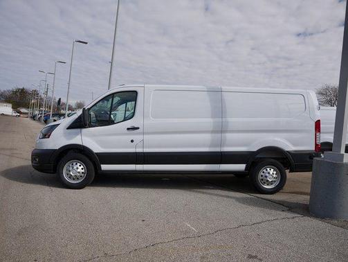 Oxford White 2026 Ford Transit-150