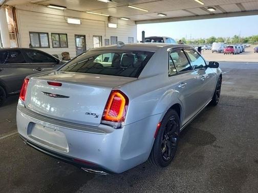 2023 Chrysler 300 S
