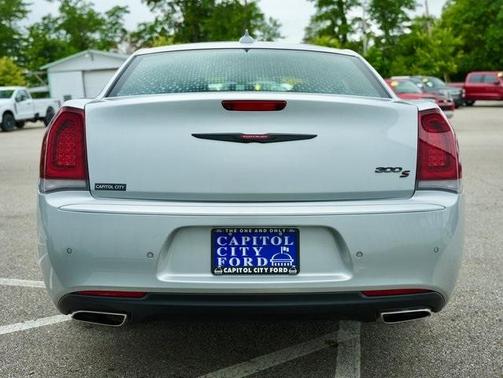 2023 Chrysler 300 S