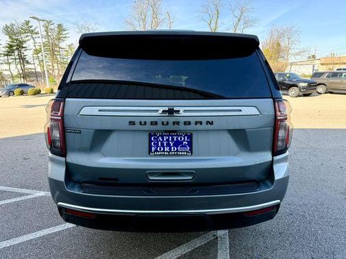 2023 Chevrolet Suburban High Country