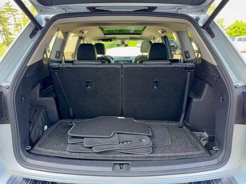 Reflex Silver Metallic 2019 Volkswagen Atlas 3.6L SEL