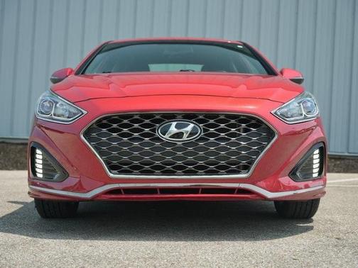 2019 Hyundai SONATA Sport