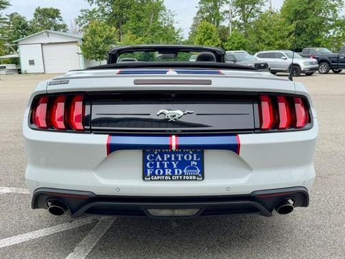Oxford White 2022 Ford Mustang EcoBoost Premium