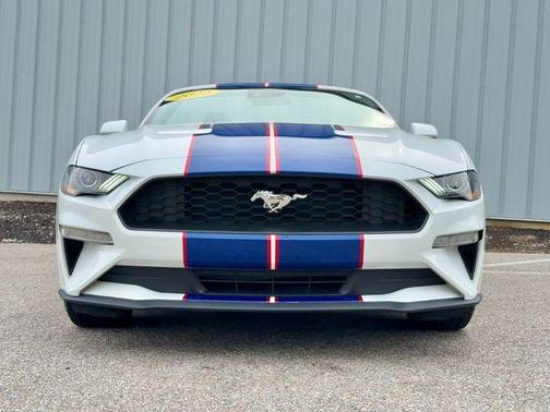 Oxford White 2022 Ford Mustang EcoBoost Premium