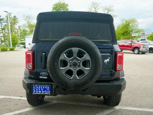 2021 Ford Bronco Base
