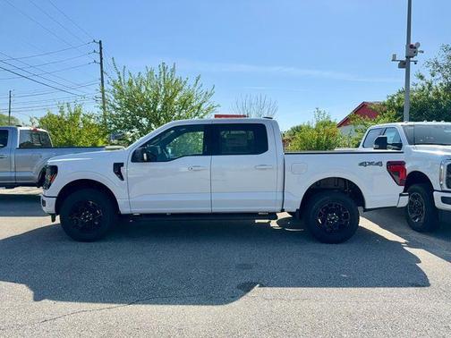 Oxford White 2026 Ford F-150 XLT
