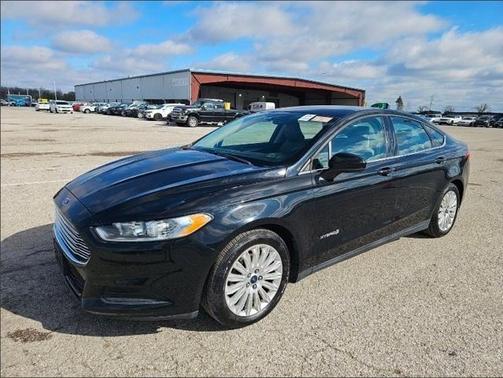 2016 Ford Fusion Hybrid S