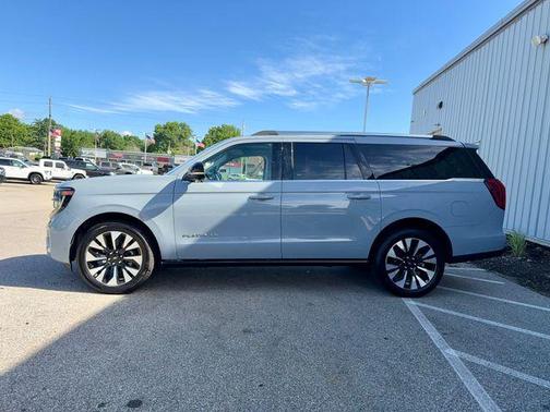 Glacier Gray Metallic 2025 Ford Expedition Max Platinum
