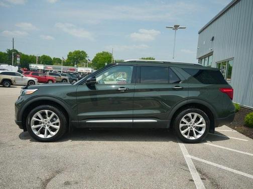2022 Ford Explorer Platinum