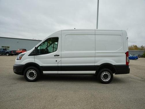 2022 Ford Transit-250 Base