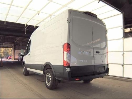 2022 Ford Transit-250 Base