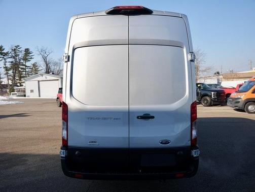 2022 Ford Transit-250 Base