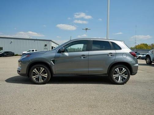 2025 Mitsubishi Outlander Sport 2.0 SE