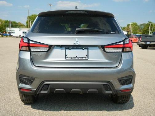 2025 Mitsubishi Outlander Sport 2.0 SE