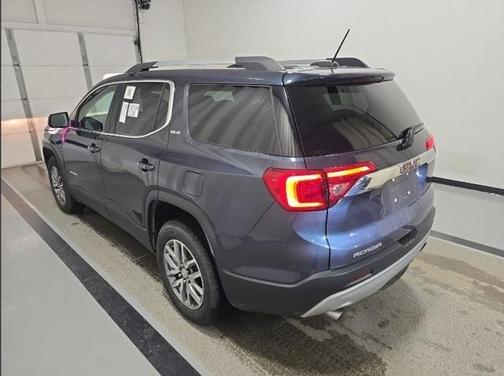 2018 GMC Acadia SLE-2