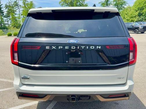 White Metallic 2025 Ford Expedition Max King Ranch