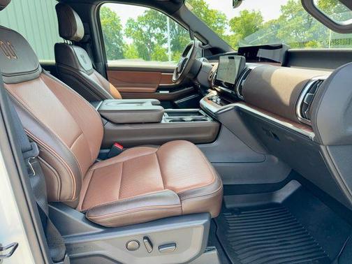 White Metallic 2025 Ford Expedition Max King Ranch