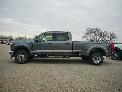 2025 Ford F-350 XLT