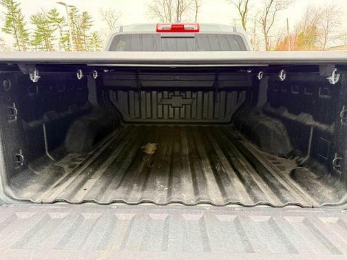 Sterling Gray Metallic 2024 Chevrolet Colorado Trail Boss