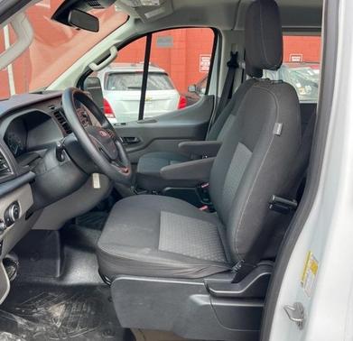 2022 Ford Transit-350 XL