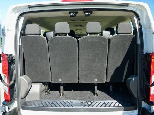 2022 Ford Transit-350 XL