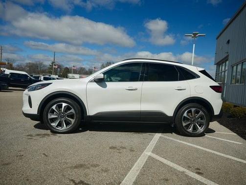 2024 Ford Escape Platinum