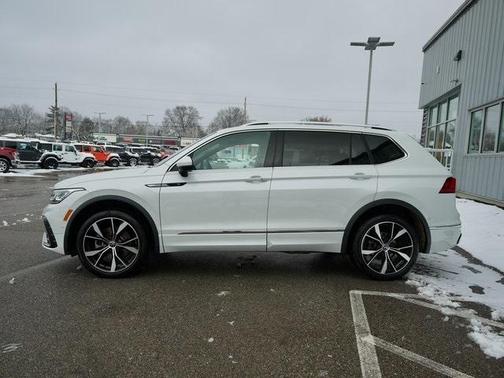 2023 Volkswagen Tiguan 2.0T SEL R-Line