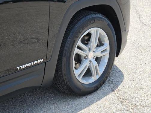 Ebony Twilight Metallic 2021 GMC Terrain SLE