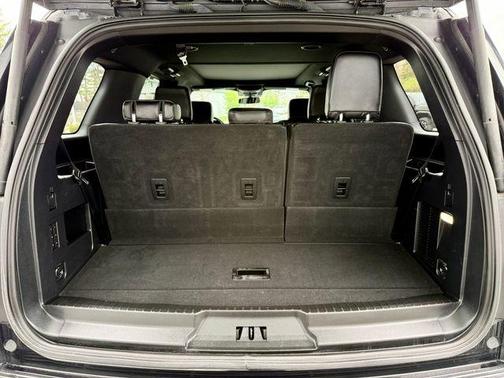 Black 2021 Ford Expedition XLT