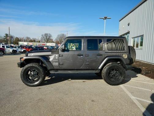2020 Jeep Wrangler Unlimited Sahara