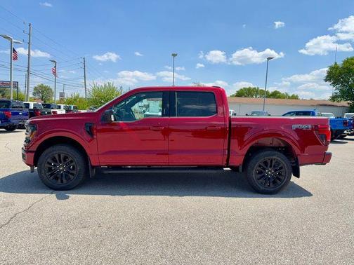 Ruby Red Metallic Tinted Clearcoat 2026 Ford F-150 XLT
