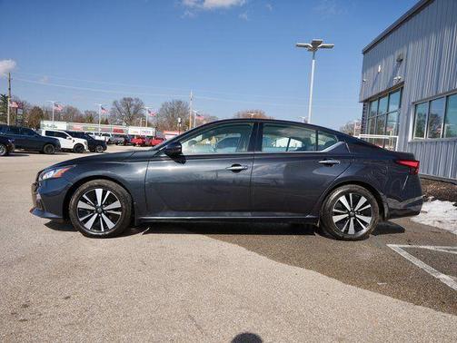 2021 Nissan Altima 2.5 SL