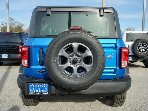 2025 Ford Bronco Base