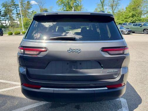Metallic 2023 Jeep Grand Cherokee L Laredo